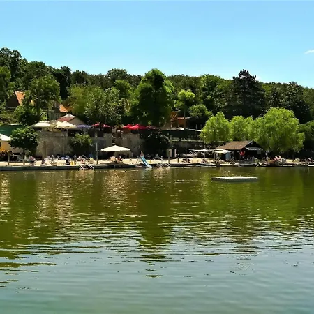 Glamping-tinyhouses Am Neusiedlersee Апартаменты *